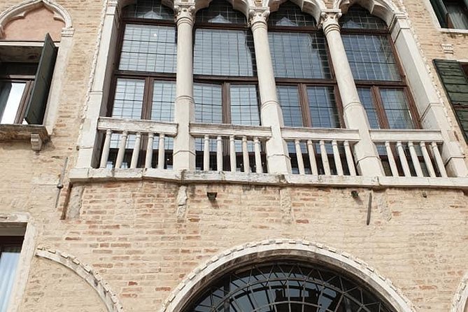 Venice Shore Excursion Private Tour - Stop 2: The second water taxi segment and the surprise factor