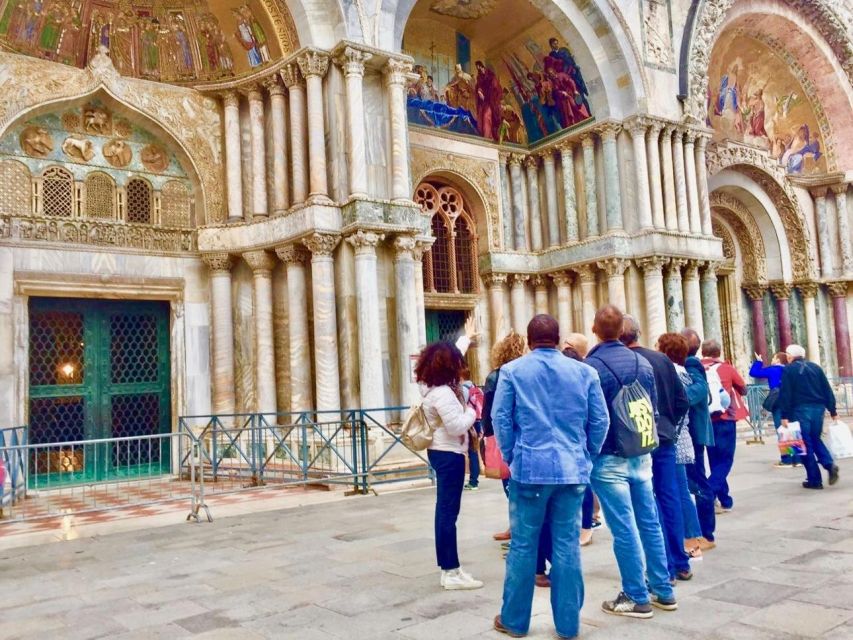 Venice: Skip-the-Line Doge’s Palace & Basilica Walking Tour - Key things you’ll notice on the walk