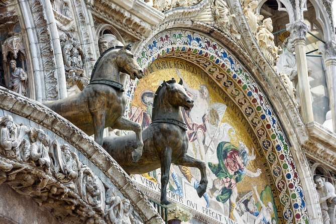 Venice Skip the Line Saint Mark's Basilica and Doge's Palace Private Tour - Horses Loggia and Pala oro: The One On-the-Spot Payment