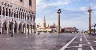 Venice: St Mark’s Basilica and Doge’s Palace Private Tour - St Mark’s Basilica Inside: Golden Mosaics, Altars, and the Pala d’Oro Catch
