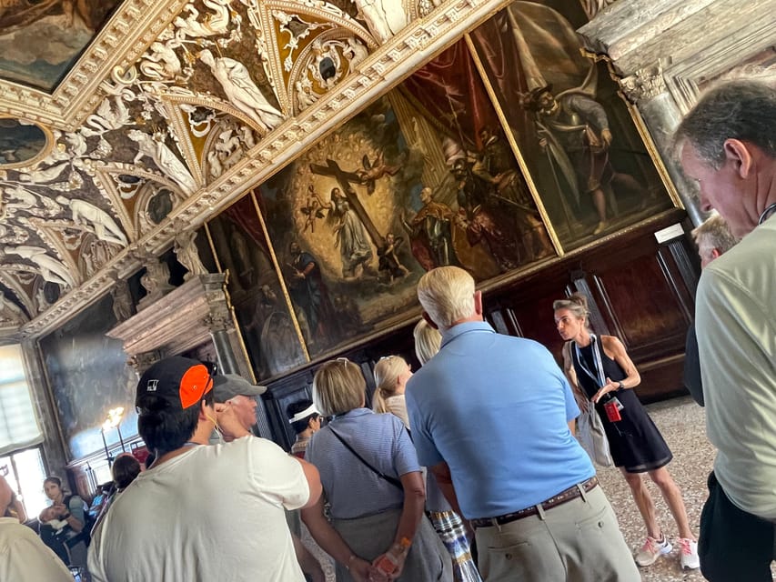 Venice: St. Mark's Basilica & Doge's Palace Tour with Ticket - The 30-minute St. Mark’s Basilica stop: what you should aim to notice