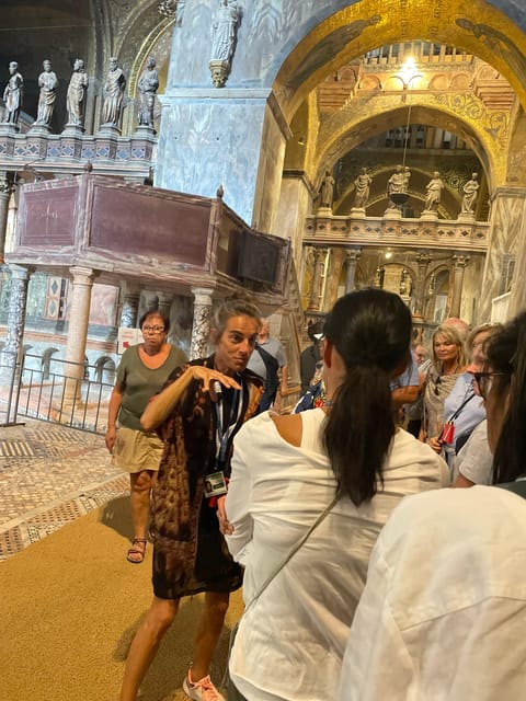 Venice: St. Mark's Basilica & Doge's Palace Tour with Ticket - Meeting at St. Mark’s Square: where you’ll actually find the group