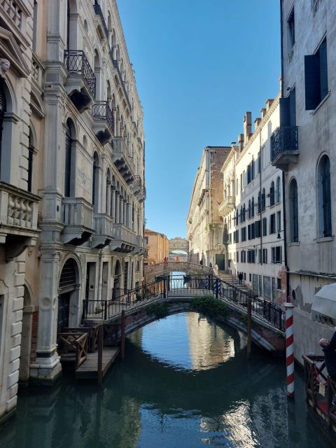 Venice: St. Mark's Basilica Tour with Doge's Palace Option - Bridge of Sighs: a short stop with a built-in story