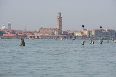 Venice Through a Local’s Eyes: Private Water Taxi & Walking Tour - Rialto start and a private water taxi on Venice’s main waterway