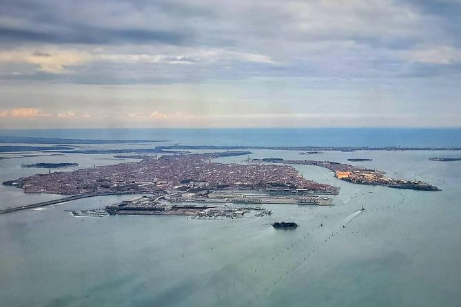 Venice Through a Local’s Eyes: Private Water Taxi & Walking Tour - The wine and cicchetti break: a local pause, not a hurried stop