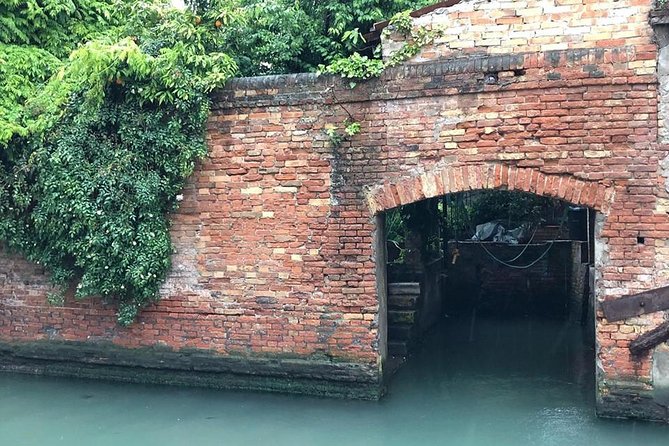 Venice Through a Local’s Eyes: Private Water Taxi & Walking Tour - What $336 per person buys you (and when it’s a smart value)