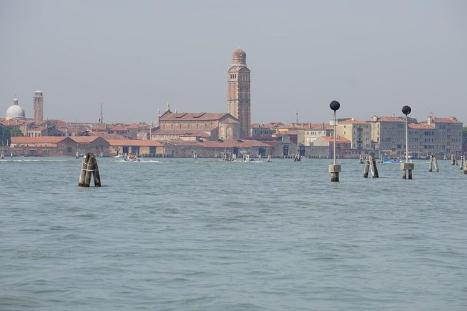Venice Through a Local’s Eyes: Private Water Taxi & Walking Tour - Rialto start and a private water taxi on Venice’s main waterway