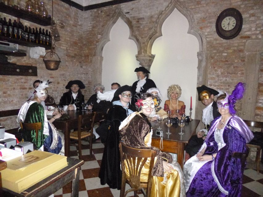 Venice: Venetian Style Carnival Pub Crawl - Price and Value: Is $93 Worth It?