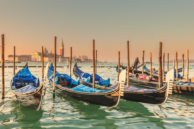 Venice Walking Tour and Gondola Ride - Bridge of Sighs: The Story Behind the Stone