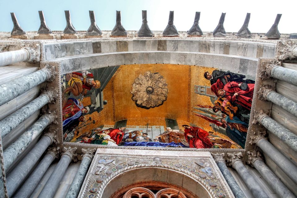 Venice: Walking tour, Doge Palace, & St. Mark's Basilica - A smart Venice day: power, sacred art, and the streets between