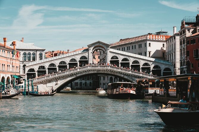 Venice Walking Tour with Audioguide on Your Smartphone - Torre dell’Orologio: a time-and-sight stop