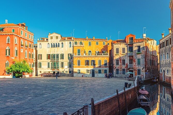 Venice Walking Tour with Gondola Ride Experience - Quick hits before you go