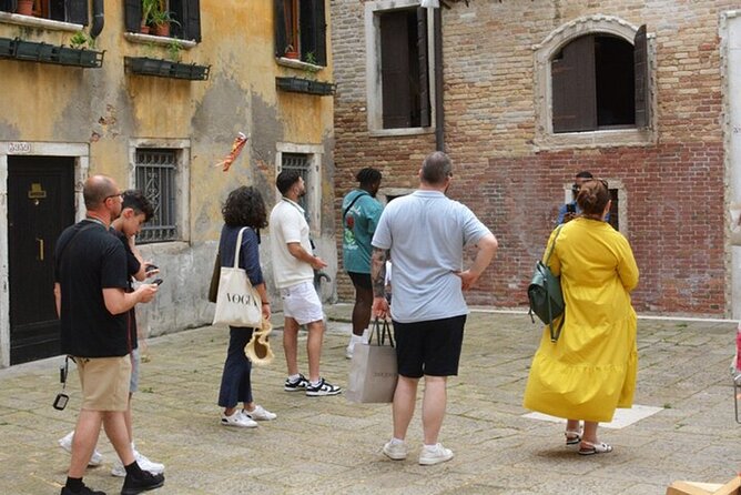 Venice Walking Tour with Gondola Ride Experience - Ending at St Mark’s Basin: S. Giorgio Island, the Bell tower, and Palazzo Ducale