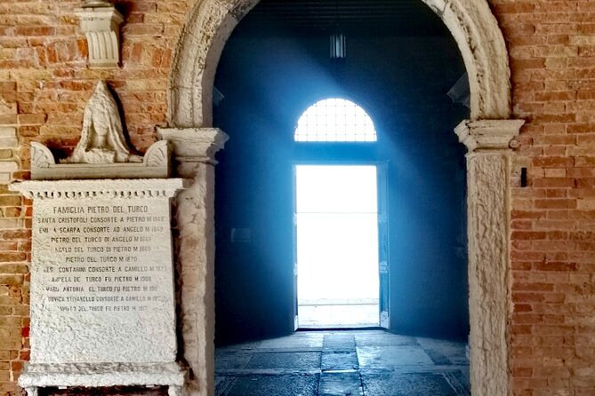 Venice's Cemetery on San Michele Island Tour - David Chipperfield’s modern extension meets a Renaissance setting