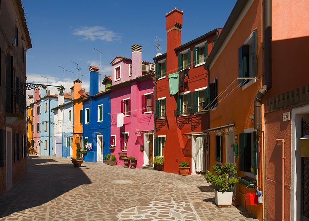 Venice’s Colorful Islands: Private Murano, Burano & Torcello Tour - Guides in the real world: how your island stories get tailored
