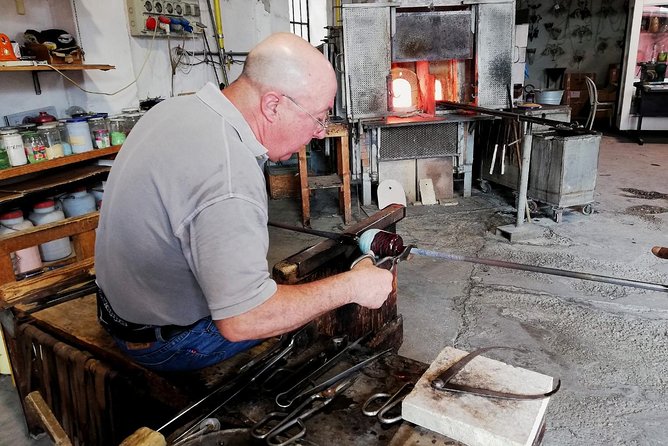 Vetreria Guarnieri Murano experience - The Workshop Choice: Design a Goto, Then Buy After Cooling