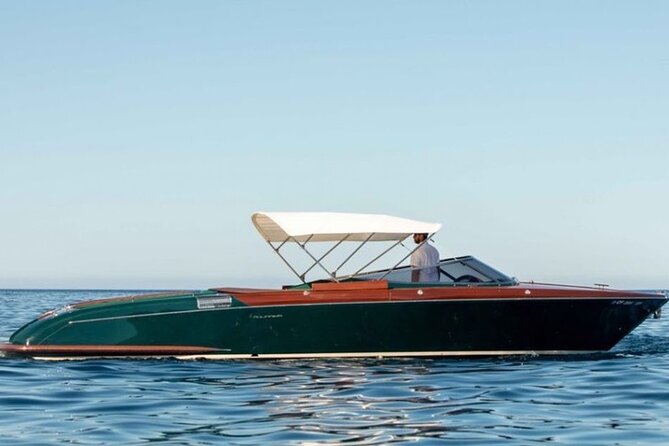 VIP Private Luxury Boat Tour - Riva Aquariva Yacht Venice - Vignole Island and the Food-Wealth Angle of Old Venice