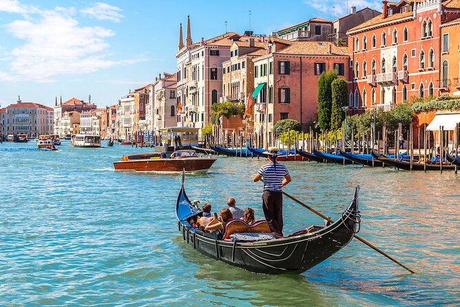Walking Tour and Enchanting Gondola Journey in Venice - Group-size reality: shared gondola limits and seat assignment