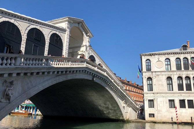 Walking Tour of Venice from St. Mark's Square to Rialto - Meeting point details: Calle larga de l’Ascension and a 9:00 start